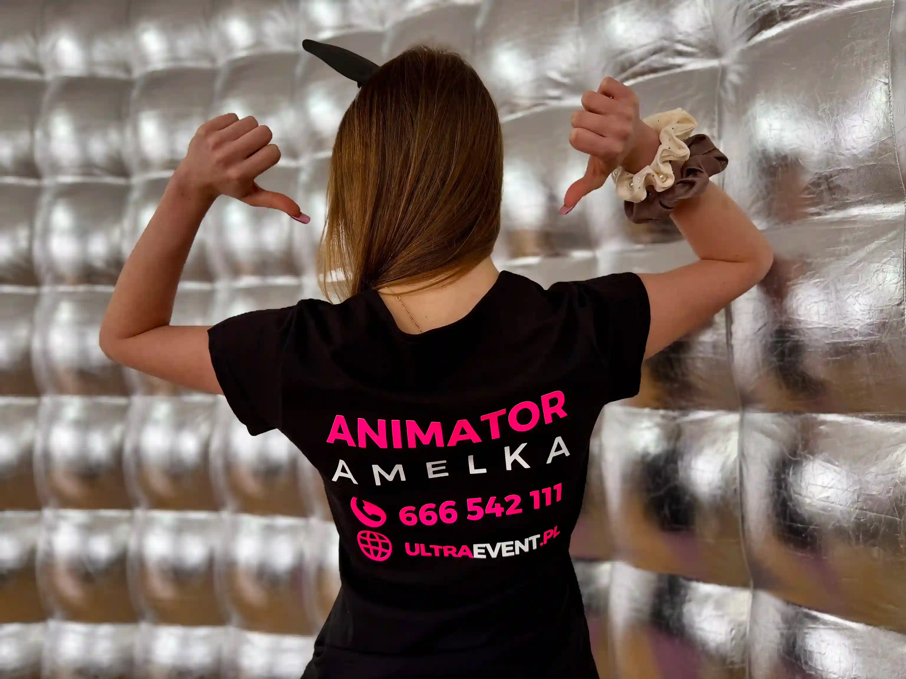 Zdjęcie Animatorki Amelki od tył